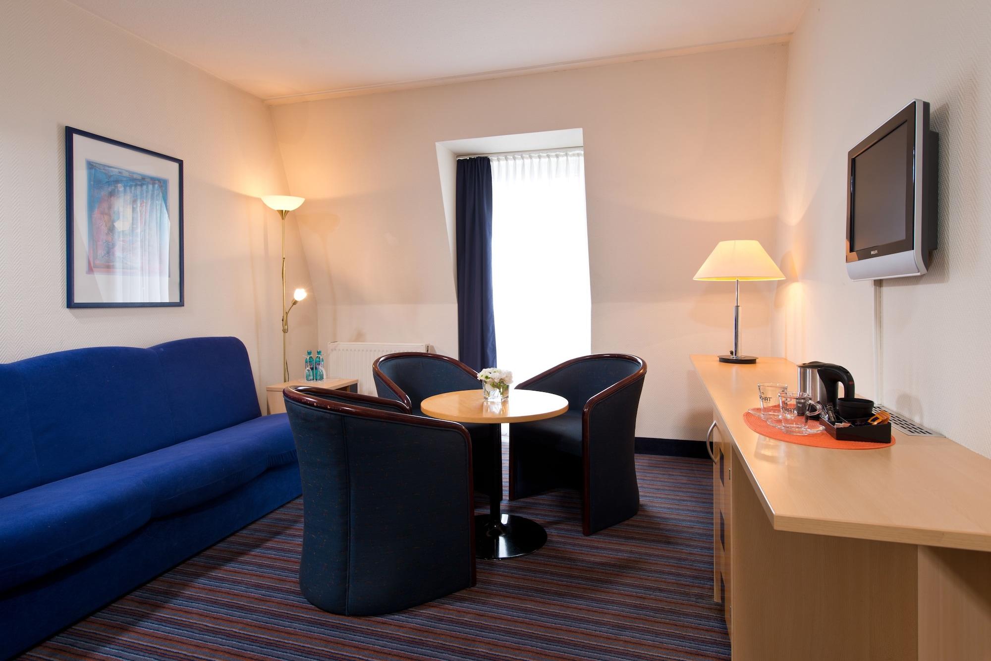 Achat Hotel Dresden Elbufer Exteriör bild