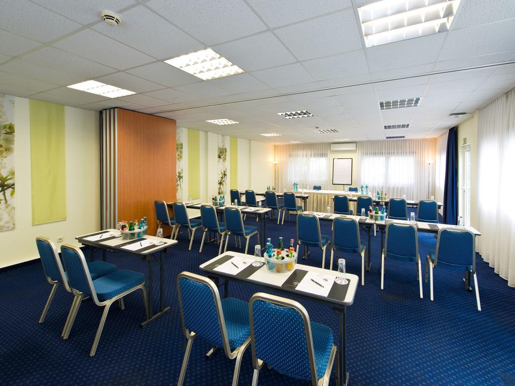 Achat Hotel Dresden Elbufer Exteriör bild